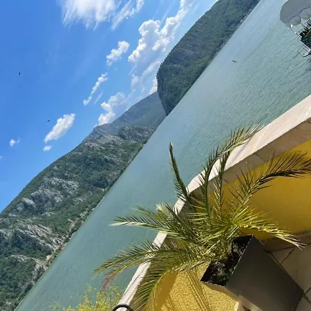 Villa Victor